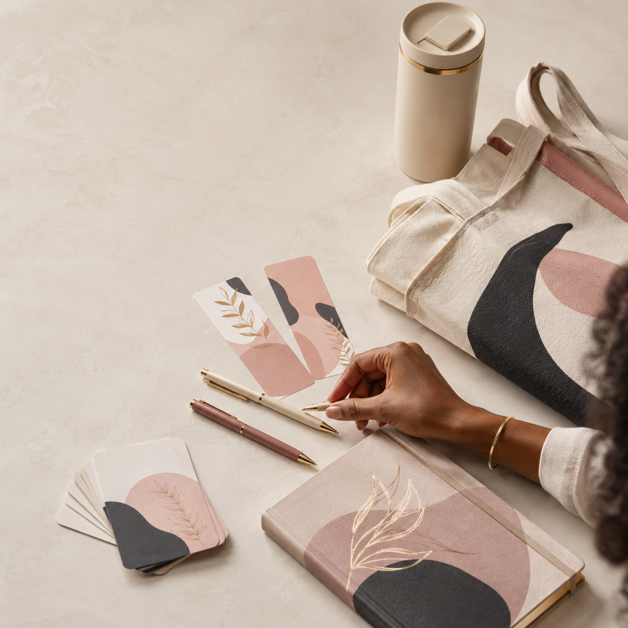 Accessories & Gifts